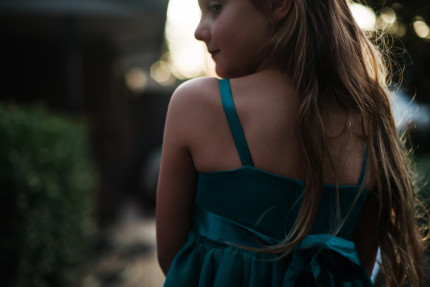 Sydney photographer: girl in green dress