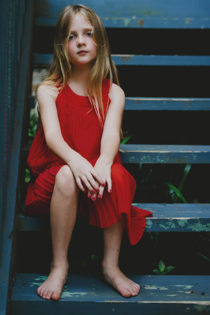 Sydney photographer - girl with a red dress