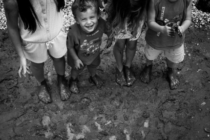 family photography sydney - playing in mud